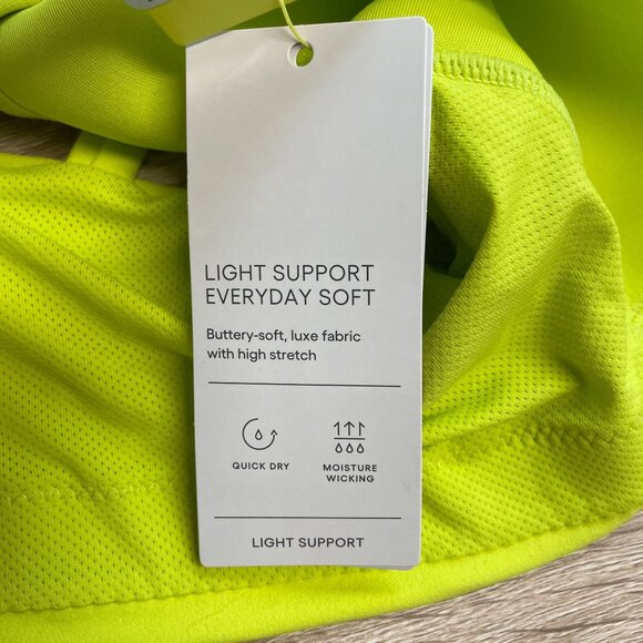 ALL IN MOTION BRA LIGHT SUPPORT EVERYDAY SOFT STRAPPY WOMEN'S LIME GREEN NWT - Picture 4 of 9